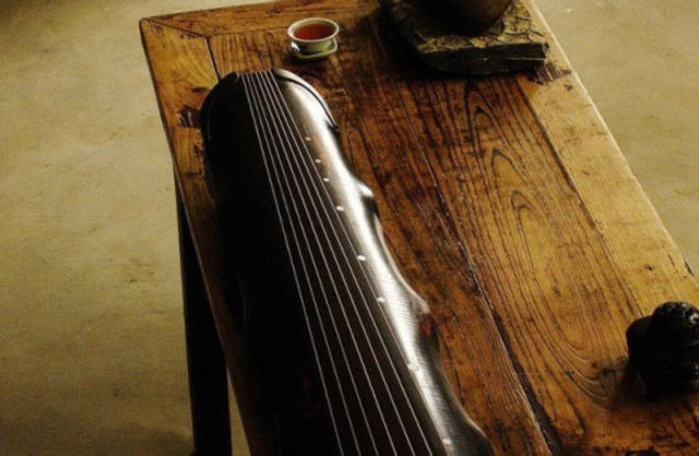 乌兰察布市古琴蕴含的传统文化，一把古琴制备出来要两年的时间